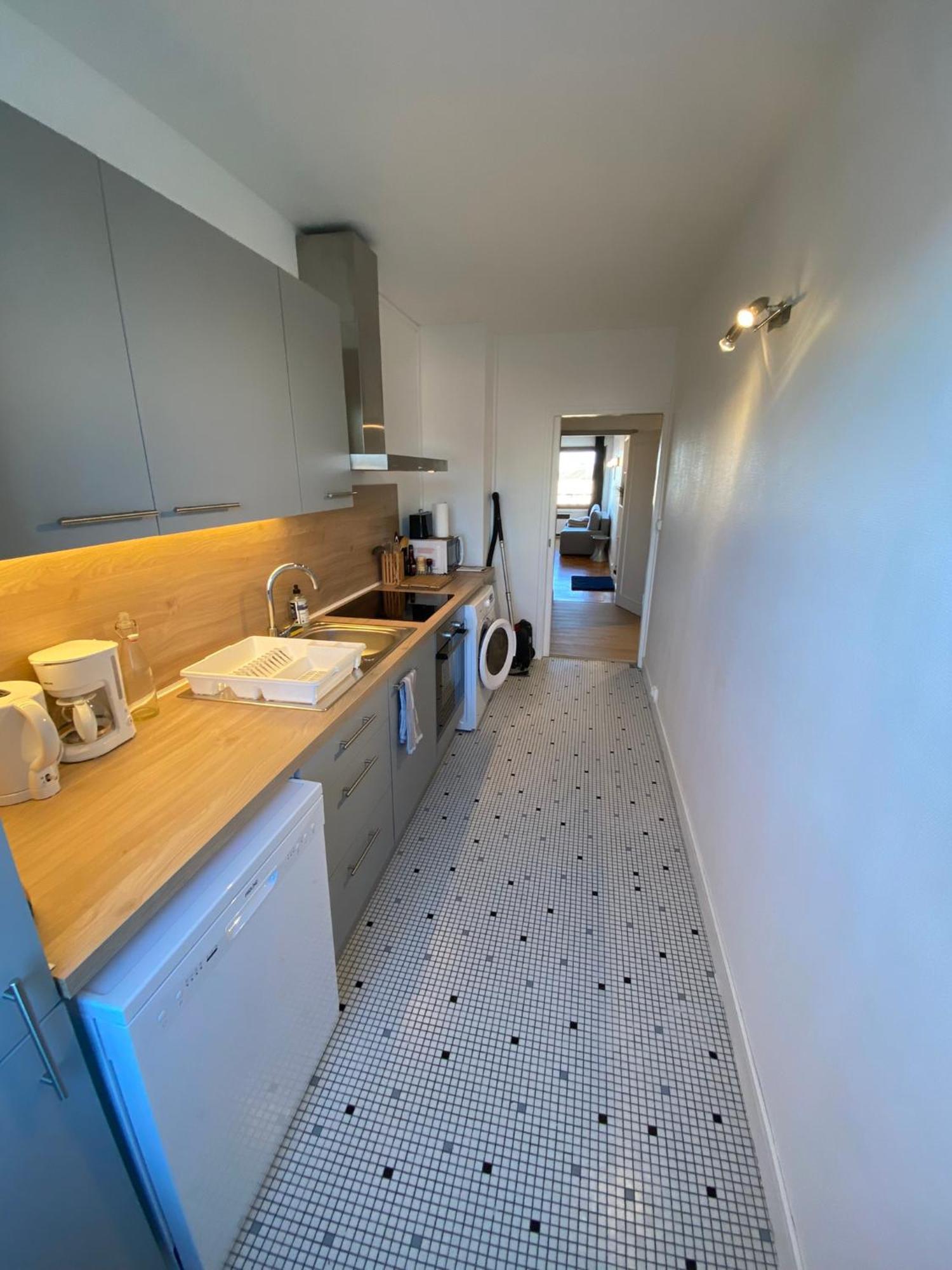 Appartement Jusqu'A 6 Couchages Le Mans Luaran gambar