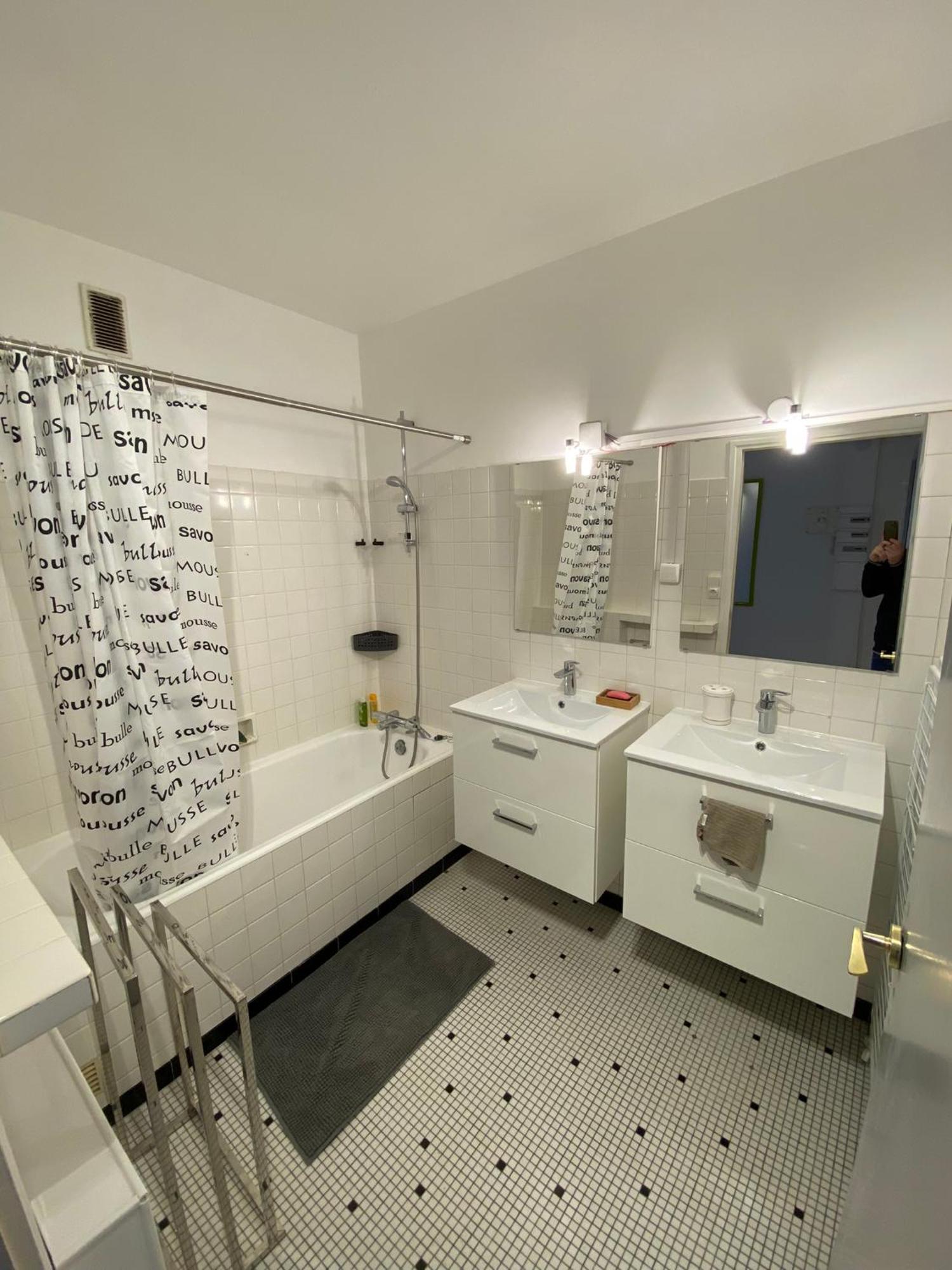 Appartement Jusqu'A 6 Couchages Le Mans Luaran gambar